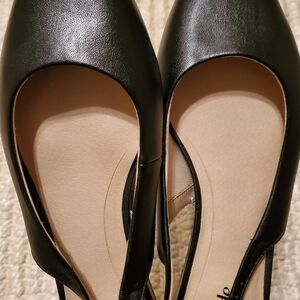 Life Stride Black Slingback Flats